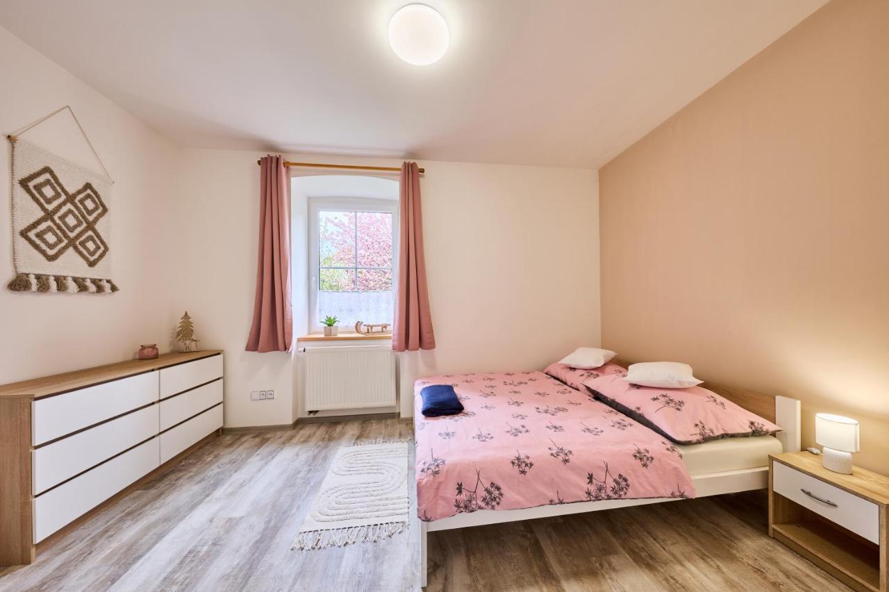 Vila Lumina Svoboda nad Upou Bagian luar foto
